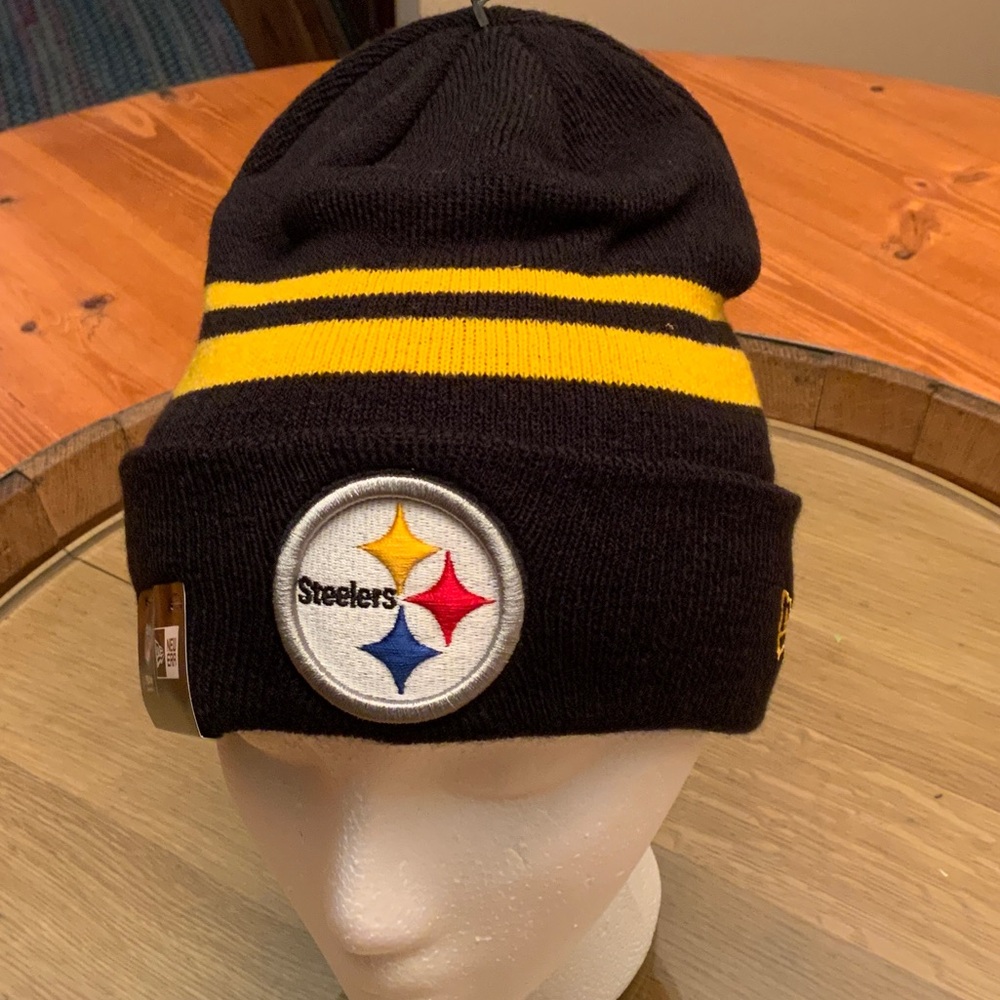 New Era Black and Yellow Steelers Beanie
